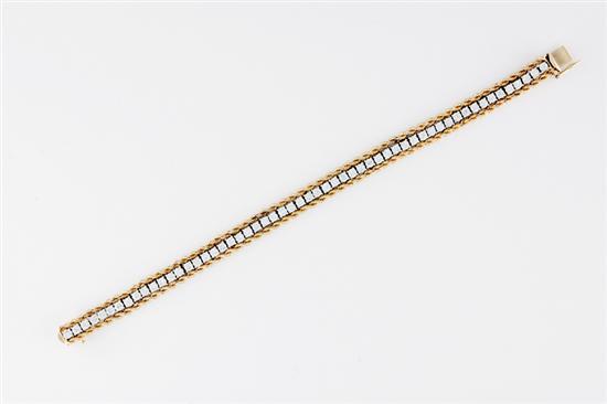 Diamond and yellow gold bracelet