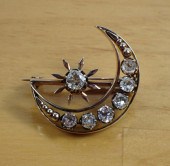 DIAMOND AND YELLOW GOLD CRESCE