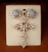 DIAMOND AND YELLOW GOLD PENDAN