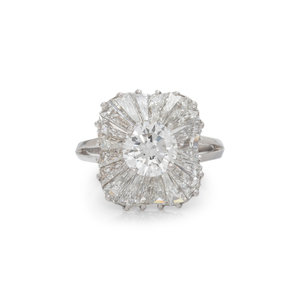 DIAMOND BALLERINA RING Containing
