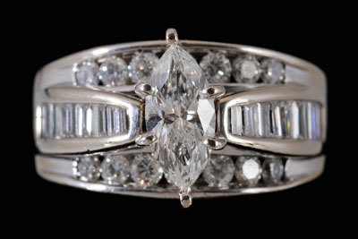 Diamond engagement ring, central