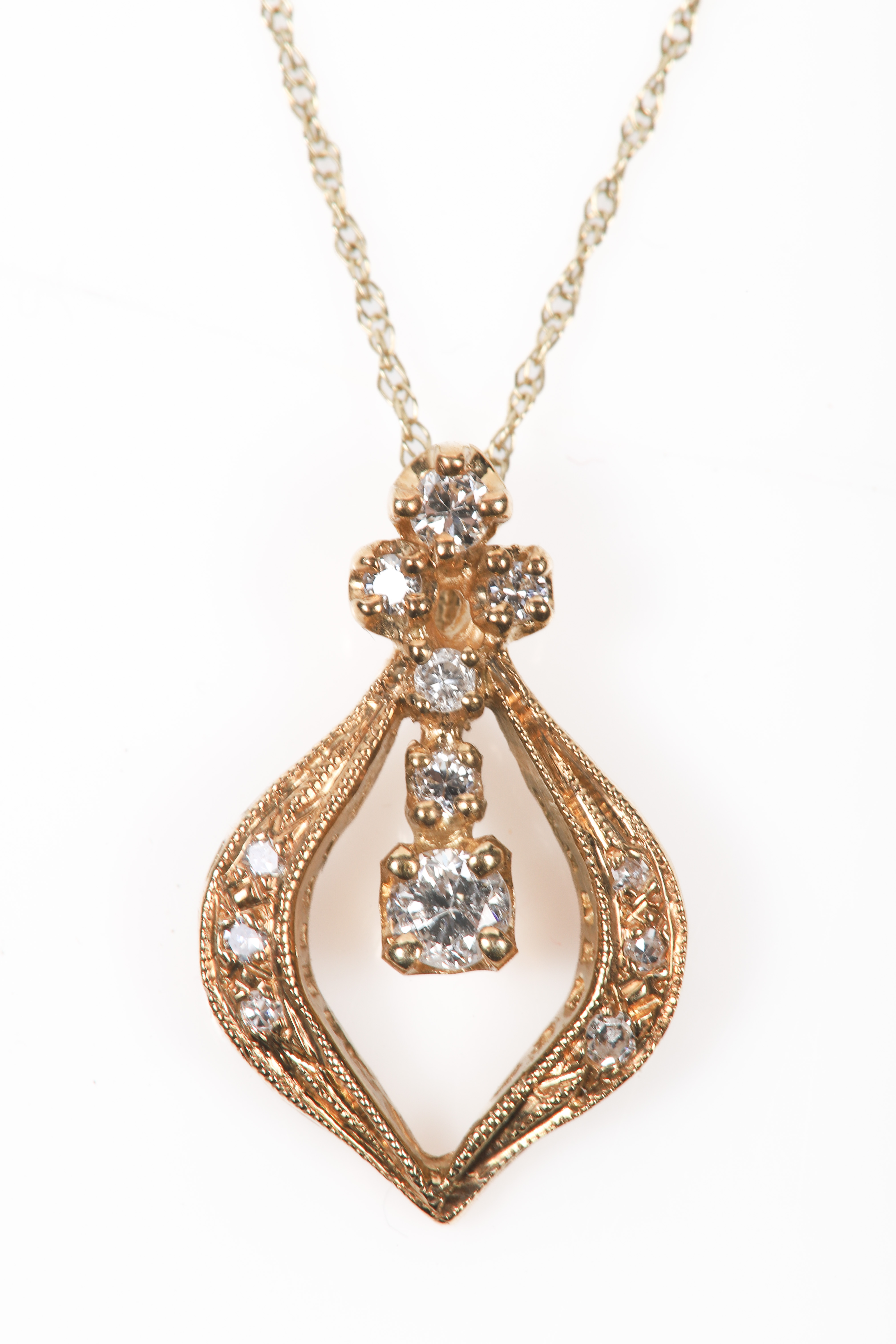 Diamond lavalier necklace, 14K