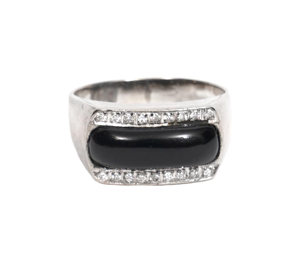 DIAMOND, ONYX & 10K WG CONTEMPORARY