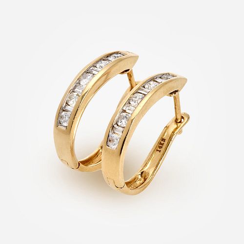 DIAMOND OVAL HOOP HINGED EARRINGS