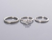 DIAMOND PLATINUM RING & WEDDIN