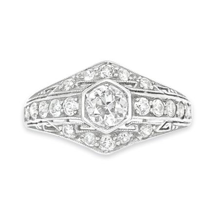 Diamond Ring 	 
