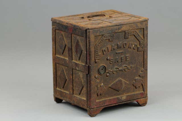 DIAMOND SAFE STILL BANK Unknown