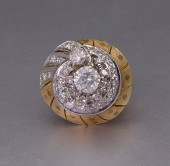 DIAMOND SWIRL RING: 14K yellow