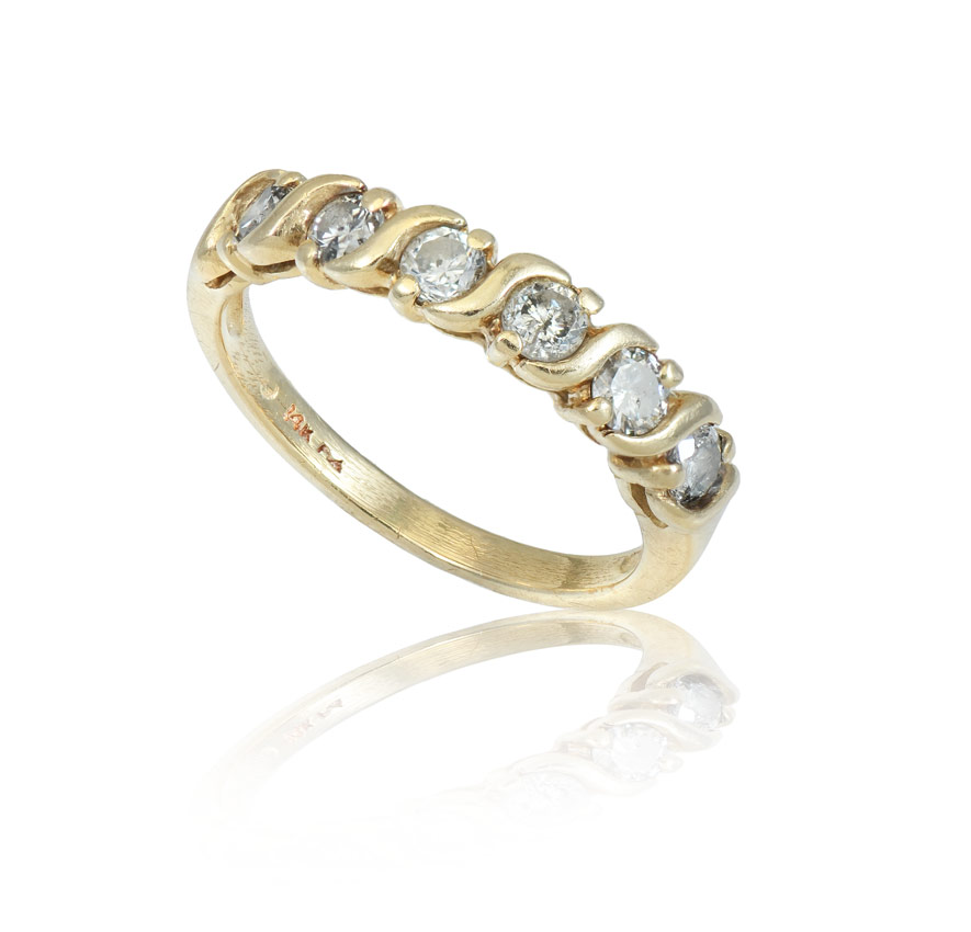 DIAMOND WEDDING OR ANNIVERSARY BAND