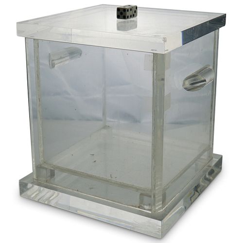 DICE MOTIF LUCITE ICE