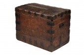 DICKENS TRAVEL TRUNK - Iron Bo