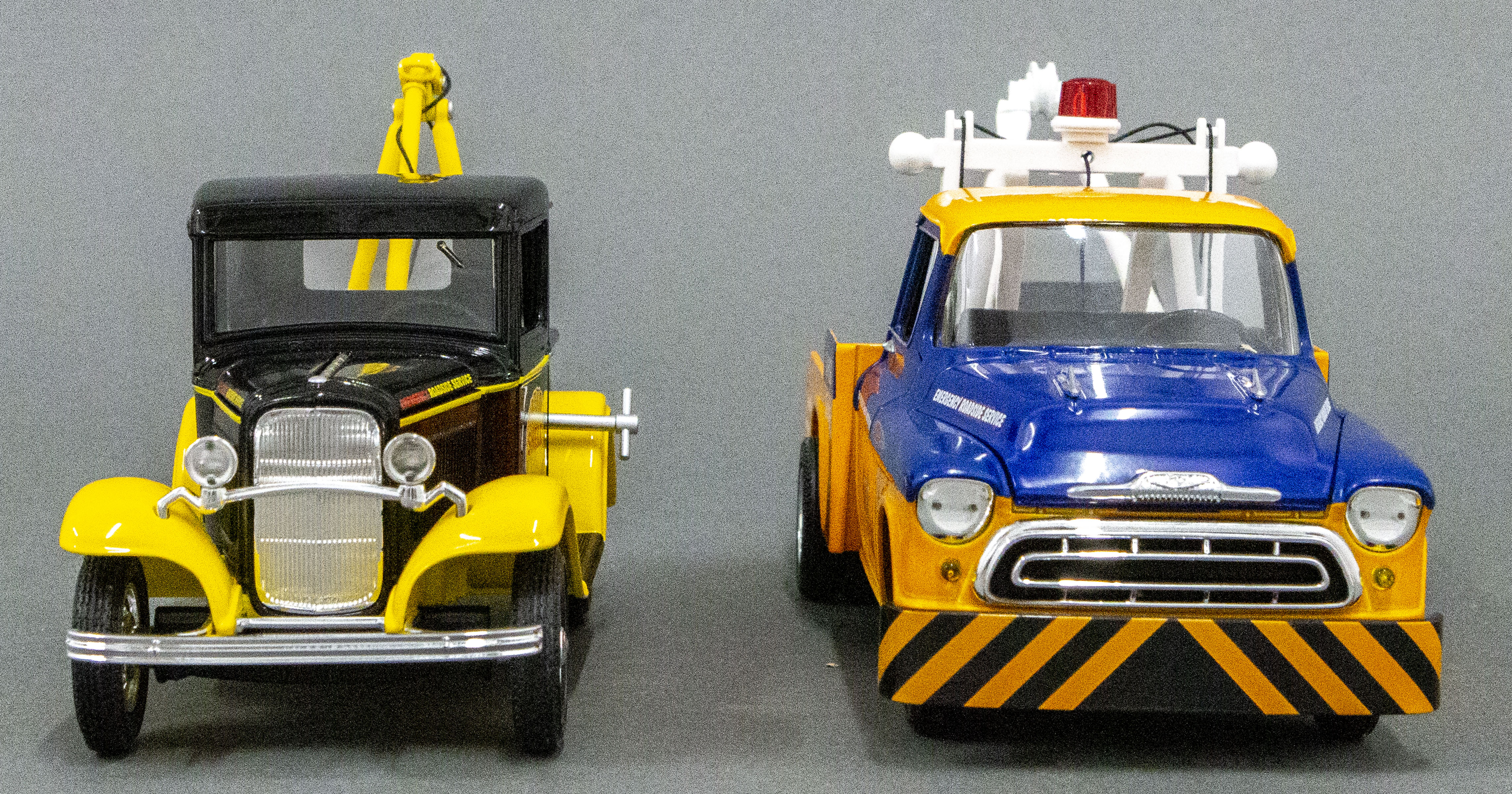 DIE CAST TOY TOW TRUCKS, 2 PCS