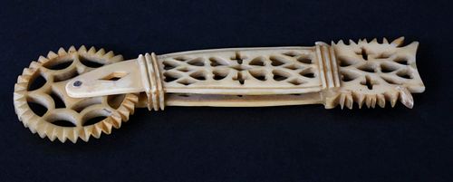 DIMINUTIVE ANTIQUE WHALE IVORY