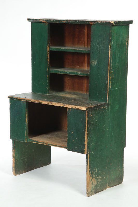 DIMINUTIVE BUCKET BENCH.  Ohio 