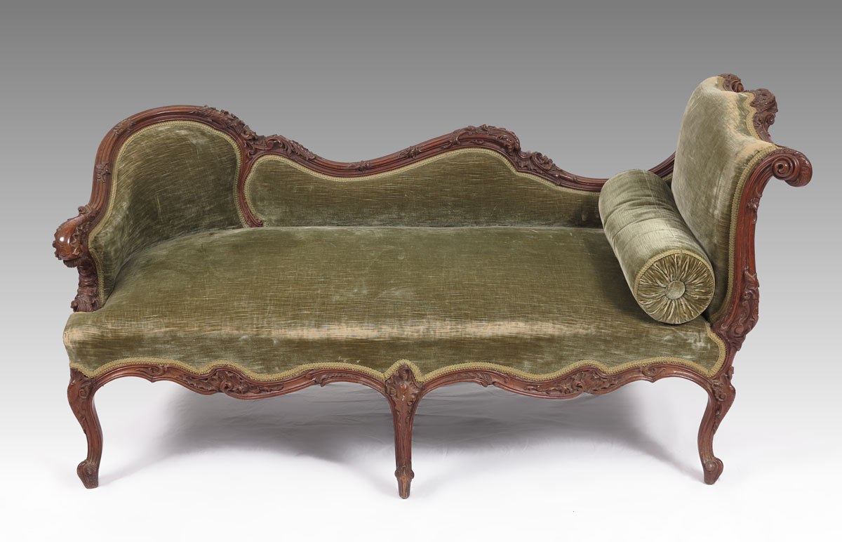 DIMINUTIVE CARVED FRENCH RECAMIER /
