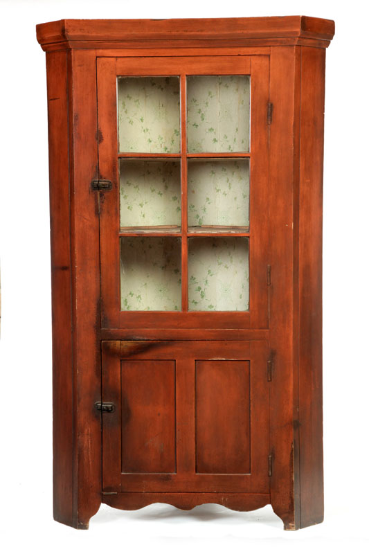 DIMINUTIVE CORNER CUPBOARD. 