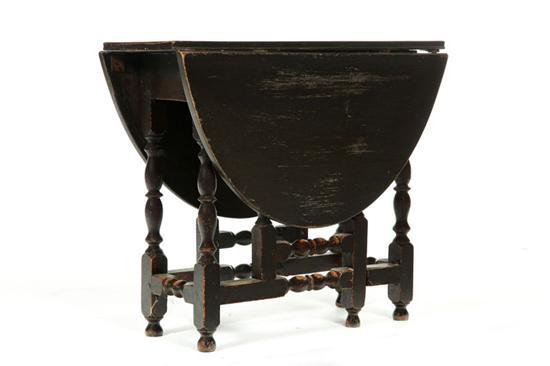 DIMINUTIVE GATELEG TABLE. 