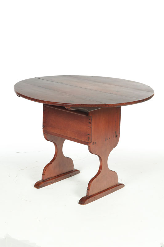 DIMINUTIVE HUTCH TABLE. 