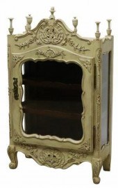 DIMINUTIVE LOUIS XV STYLE PAIN