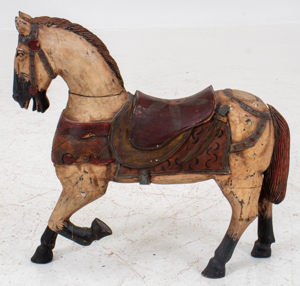 DIMINUTIVE POLYCHROMED CAROUSEL