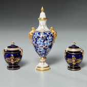 DIMINUTIVE PORCELAIN URN & PAI