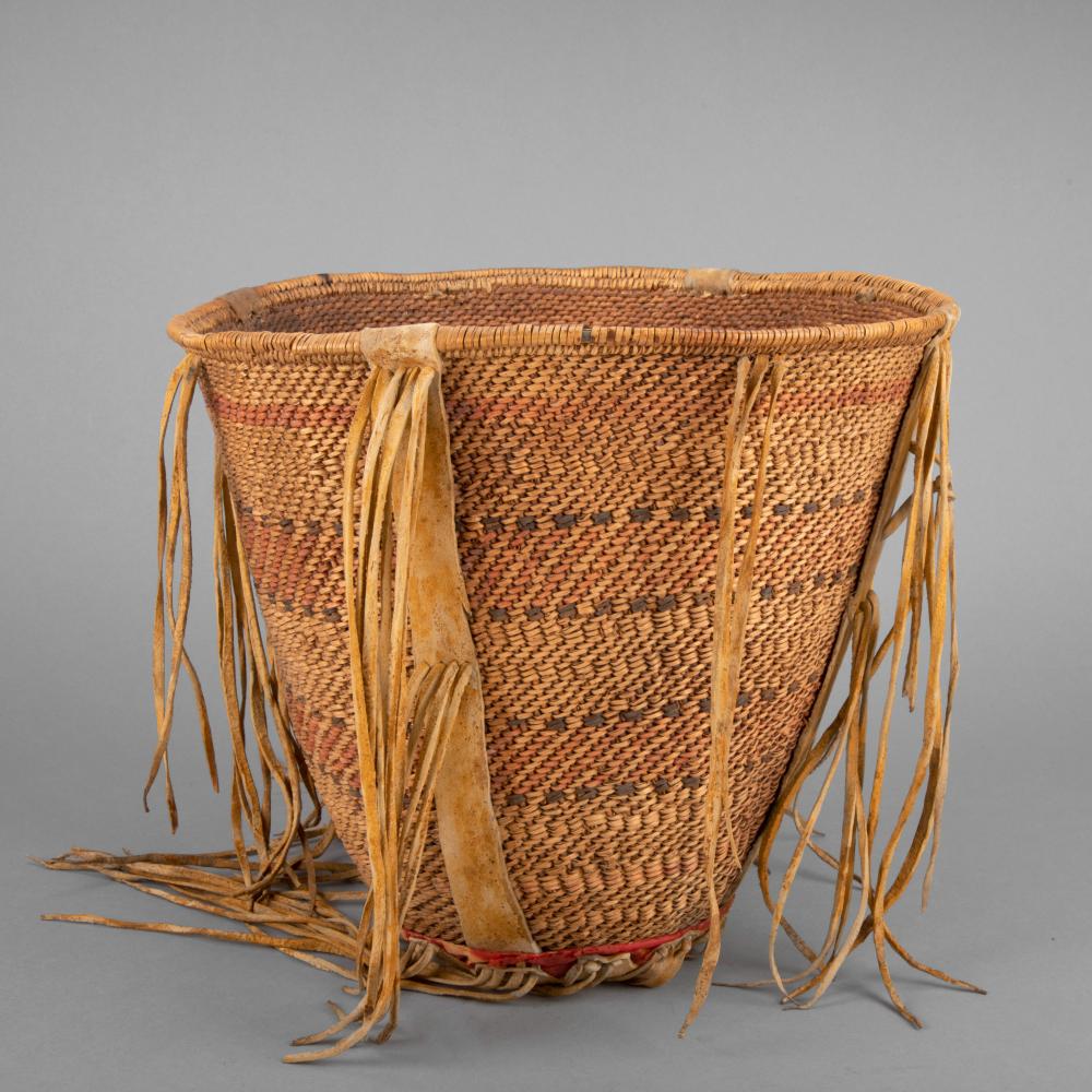 DINé [NAVAJO], DENNIS JEFFY, APACHE
