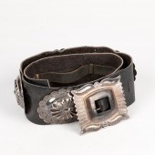 DINé [NAVAJO] SILVER HAND DECO