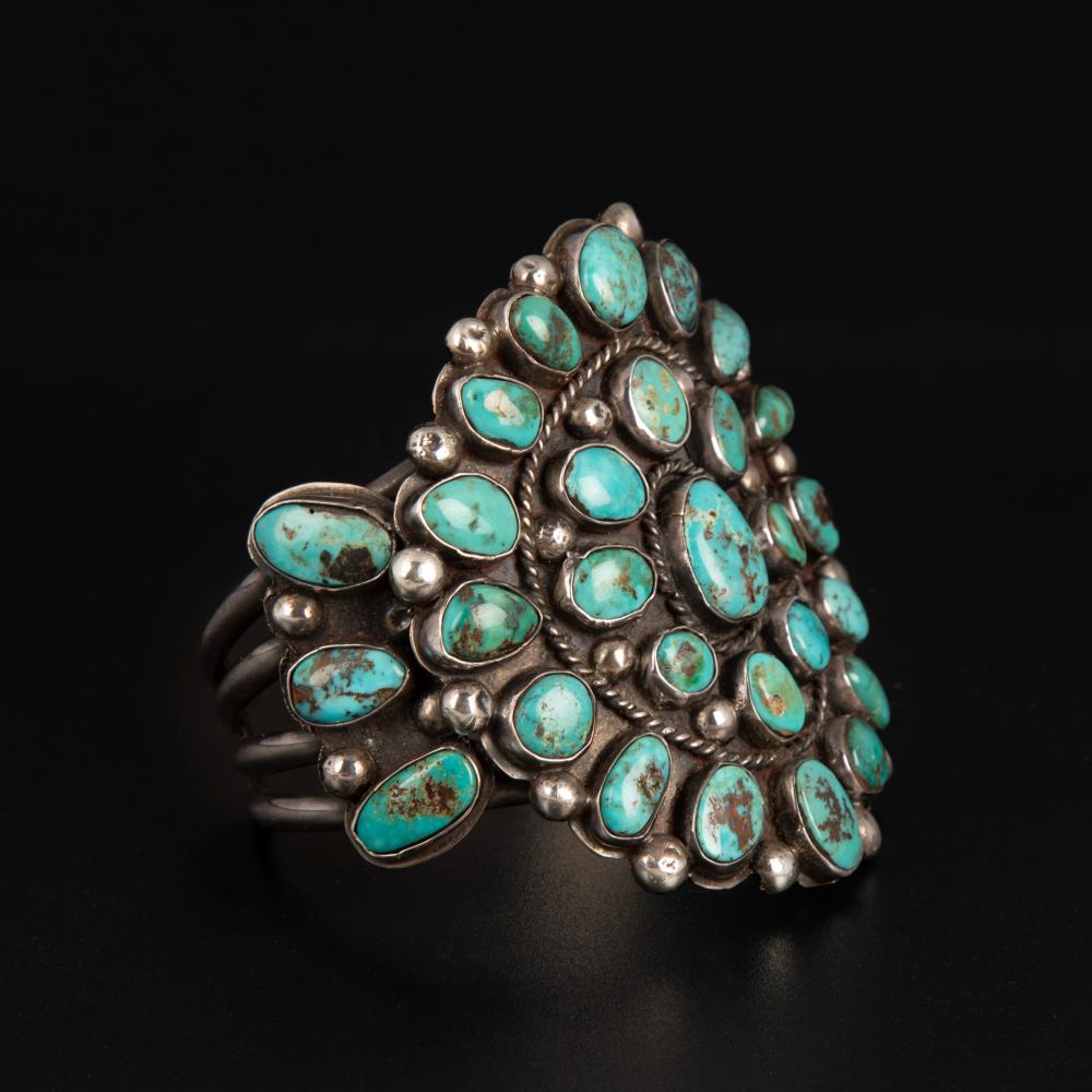 DINé [NAVAJO], STYLE, SILVER AND