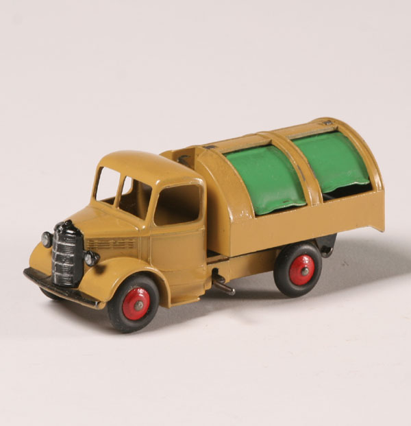 Dinky toy mechanical Bedford refuse
