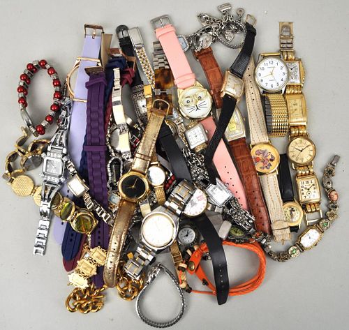 DISCOVERY GROUP COSTUME WRIST