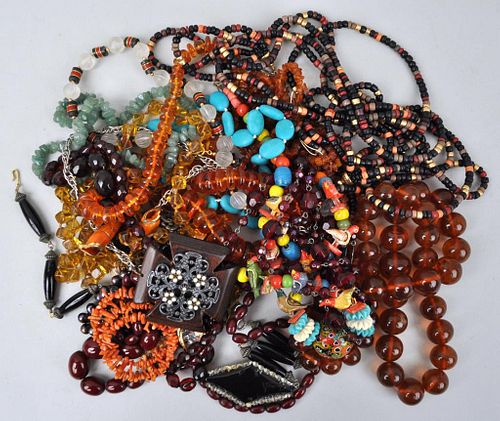 DISCOVERY GROUP VINTAGE JEWELRYwith