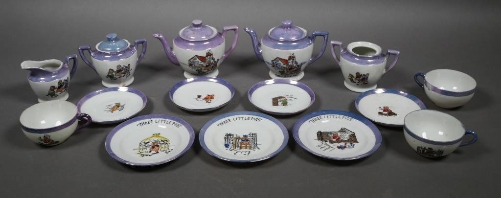 DISNEY 1930'S 3 PIGS LUSTERWARE