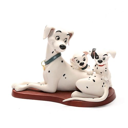 DISNEY CLASSICS GROUP FIGURINE,