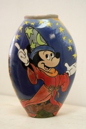 DISNEY L.E. CERAMIC MICKEY MOU