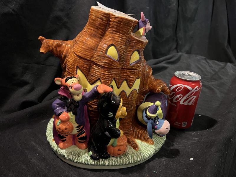 DISNEY WINNIE THE POOH & FRIENDS