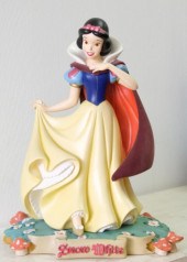 DISNEY'S SNOW WHITE BIG FIG W/