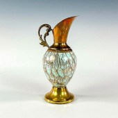 DISTINCTIVE DELFT BRASS SPOUT