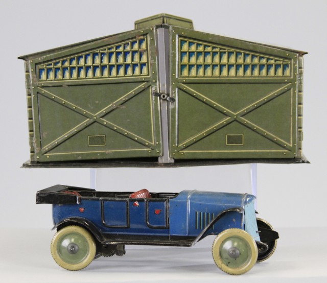 DISTLER GARAGE WITH AUTO