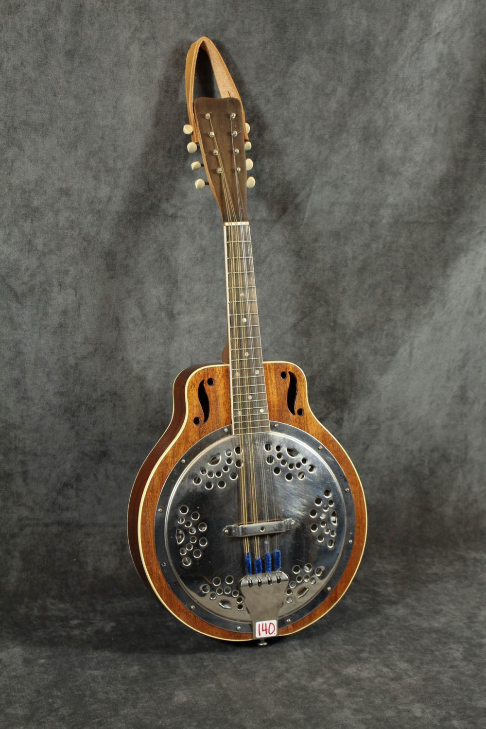 DOBRO STYLE EIGHT STRING