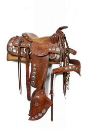 DOC WILLIAMS LEATHER PARADE SA