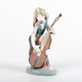 DOG PLAYING BASS FIDDLE 100115