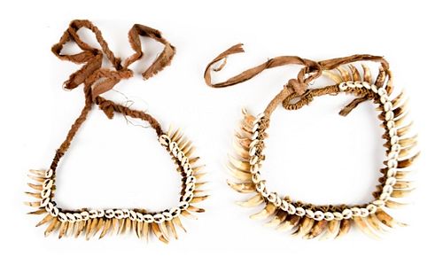 DOGS' TEETH NECKLACESet of two