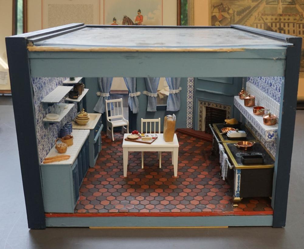 DOLL HOUSE DIORAMA 11 1/4 X 15
