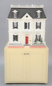 DOLLHOUSE ON BASE HAVING TWO D