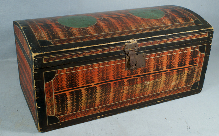 Dome top pine document box with