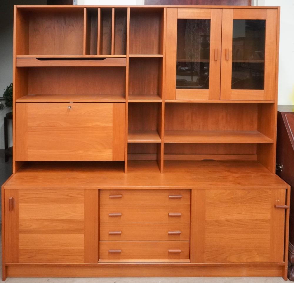 DOMINO MOBLER DANISH TEAK