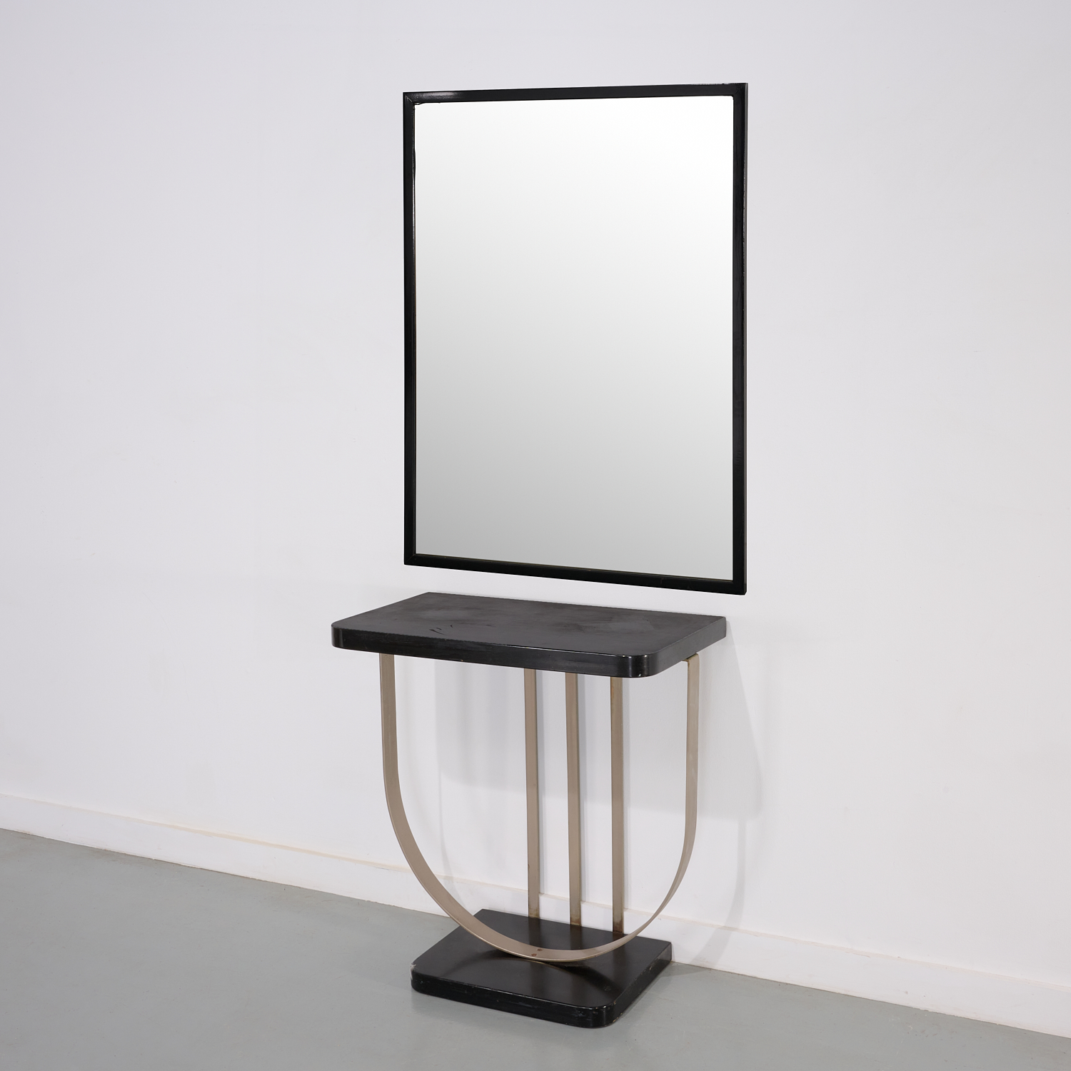 DONALD DESKEY (STYLE), CONSOLE