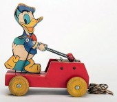 DONALD DUCK PULL TOYDonald Duc