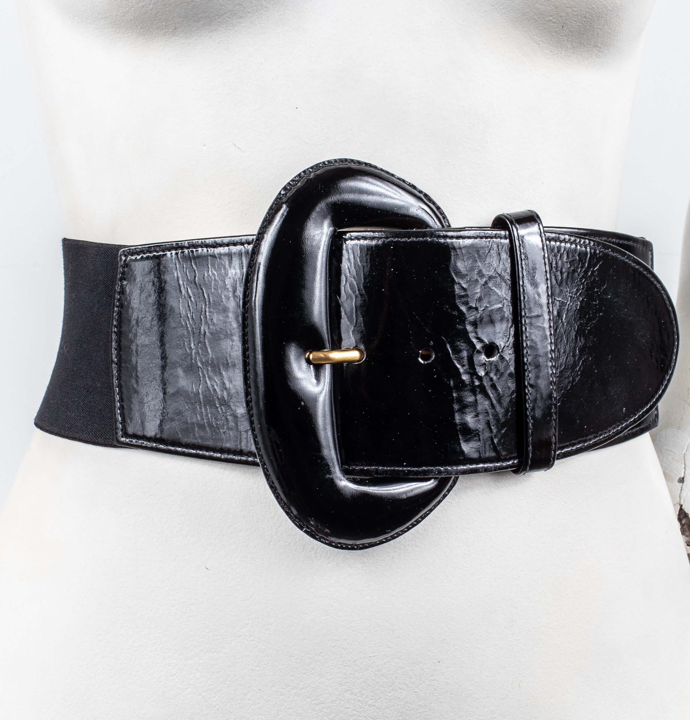 DONNA KARAN PATENT LEATHER &