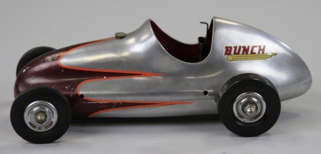 DOOLING PEE-WEE RACER Bunch